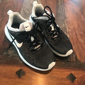 Nike boys shoes